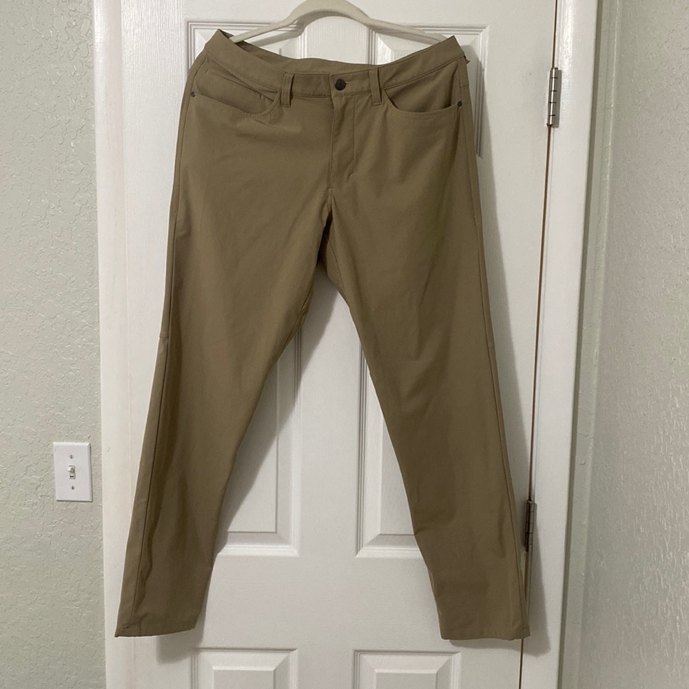 Lululemon Commission Classic-Fit 32” Length Pants